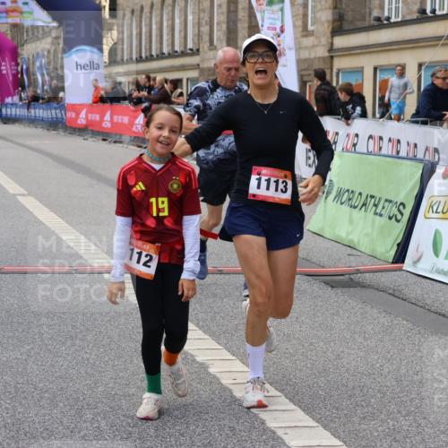 06.09.2026 - CURREX Alsterlauf Strokosch-Dieckow http://msf.ph/oto/10147970 06.09.2026 11:59:44 Ziel 1006, 1120, 1205, 1206, 1215, 1262, 1266, 1275, 8139 meine-sportfotos.de