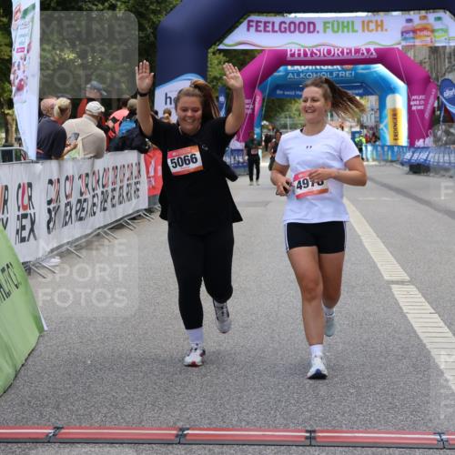 06.09.2026 - CURREX Alsterlauf Strokosch-Dieckow http://msf.ph/oto/10147971 06.09.2026 10:27:04 Ziel 4484, 4489, 4978, 5066, 5155, 5156 meine-sportfotos.de