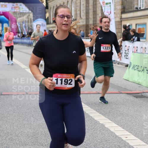 06.09.2026 - CURREX Alsterlauf Strokosch-Dieckow http://msf.ph/oto/10148015 06.09.2026 11:59:53 Ziel 1076, 1098, 1120, 1124, 1192, 1205, 1206, 1223, 1247, 1275, 1323, 1340, 8139 meine-sportfotos.de