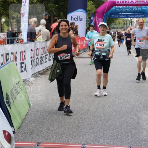 06.09.2026 - CURREX Alsterlauf Strokosch-Dieckow http://msf.ph/oto/10148016 06.09.2026 10:27:17 Ziel 2052, 3783, 5894, 5895 meine-sportfotos.de