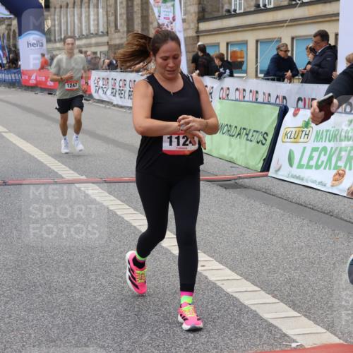 06.09.2026 - CURREX Alsterlauf Strokosch-Dieckow http://msf.ph/oto/10148020 06.09.2026 11:59:55 Ziel 1076, 1098, 1120, 1124, 1192, 1223, 1247, 1275, 1323, 1340, 8139 meine-sportfotos.de