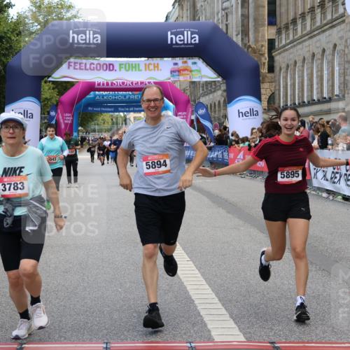06.09.2026 - CURREX Alsterlauf Strokosch-Dieckow http://msf.ph/oto/10148045 06.09.2026 10:27:19 Ziel 2052, 3783, 5894, 5895 meine-sportfotos.de