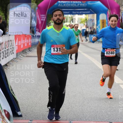 06.09.2026 - CURREX Alsterlauf Strokosch-Dieckow http://msf.ph/oto/10148065 06.09.2026 12:00:09 Ziel 1104, 1276, 1289, 1315, 1322, 8239, 8240 meine-sportfotos.de