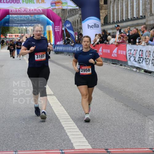 06.09.2026 - CURREX Alsterlauf Strokosch-Dieckow http://msf.ph/oto/10148074 06.09.2026 10:27:27 Ziel 3043 meine-sportfotos.de