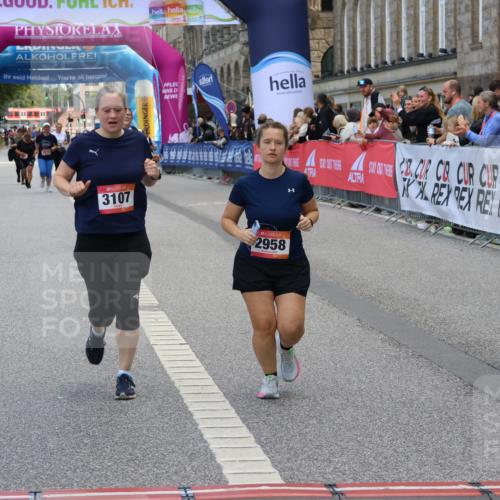 06.09.2026 - CURREX Alsterlauf Strokosch-Dieckow http://msf.ph/oto/10148079 06.09.2026 10:27:28 Ziel 3043 meine-sportfotos.de