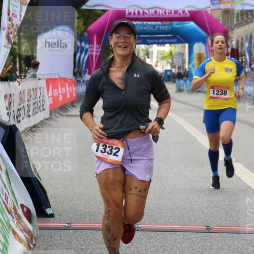 06.09.2026 - CURREX Alsterlauf Strokosch-Dieckow http://msf.ph/oto/10148148 06.09.2026 12:00:29 Ziel 1191, 1238, 1325, 1332, 8202 meine-sportfotos.de