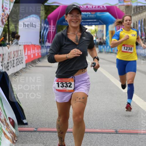 06.09.2026 - CURREX Alsterlauf Strokosch-Dieckow http://msf.ph/oto/10148153 06.09.2026 12:00:29 Ziel 1191, 1238, 1325, 1332, 8202 meine-sportfotos.de