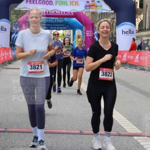 06.09.2026 - CURREX Alsterlauf Strokosch-Dieckow http://msf.ph/oto/10148178 06.09.2026 12:00:38 Ziel 1061, 1185, 1222, 1231, 1260, 1272, 3821, 3822, 8202 meine-sportfotos.de