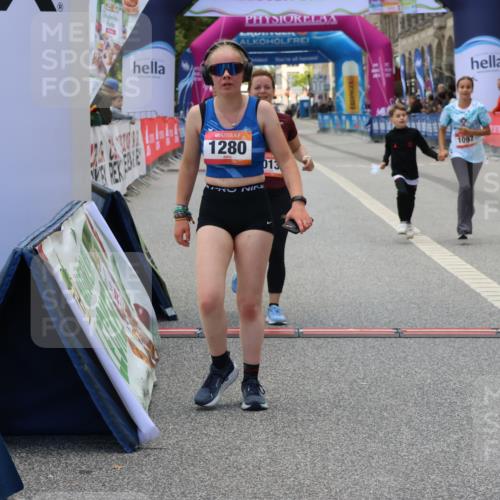 06.09.2026 - CURREX Alsterlauf Strokosch-Dieckow http://msf.ph/oto/10148194 06.09.2026 12:00:47 Ziel 1013, 1097, 1185, 1222, 1231, 1260, 1272, 1280 meine-sportfotos.de