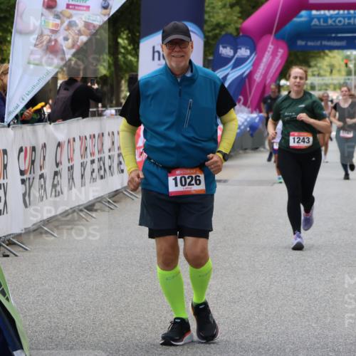 06.09.2026 - CURREX Alsterlauf Strokosch-Dieckow http://msf.ph/oto/10148292 06.09.2026 12:01:21 Ziel 1026, 1243 meine-sportfotos.de