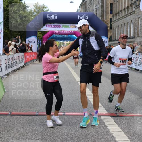 06.09.2026 - CURREX Alsterlauf Strokosch-Dieckow http://msf.ph/oto/10148373 06.09.2026 10:28:47 Ziel 2852, 2853, 3911, 4799, 4835, 5158, 5880 meine-sportfotos.de