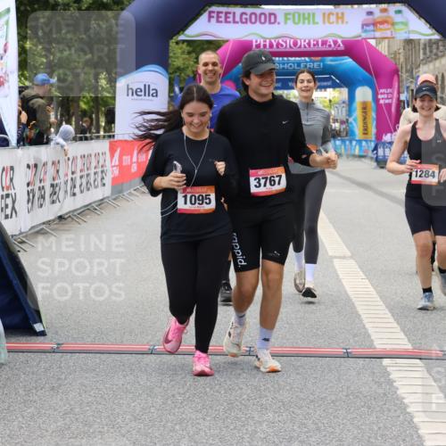 06.09.2026 - CURREX Alsterlauf Strokosch-Dieckow http://msf.ph/oto/10148377 06.09.2026 12:01:48 Ziel 1095, 1284, 1285, 1286, 1288, 8042 meine-sportfotos.de
