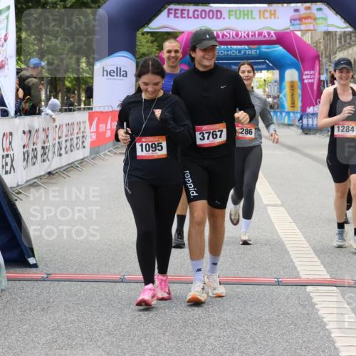 06.09.2026 - CURREX Alsterlauf Strokosch-Dieckow http://msf.ph/oto/10148382 06.09.2026 12:01:48 Ziel 1095, 1284, 1285, 1286, 1288, 8042 meine-sportfotos.de