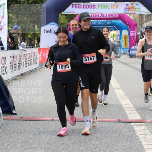 06.09.2026 - CURREX Alsterlauf Strokosch-Dieckow http://msf.ph/oto/10148385 06.09.2026 12:01:48 Ziel 1095, 1284, 1285, 1286, 1288, 8042 meine-sportfotos.de