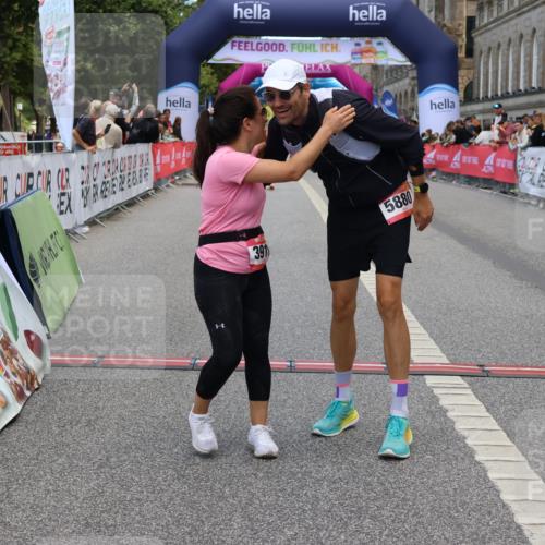06.09.2026 - CURREX Alsterlauf Strokosch-Dieckow http://msf.ph/oto/10148404 06.09.2026 10:28:49 Ziel 2852, 2853, 3911, 4835, 5158, 5880 meine-sportfotos.de