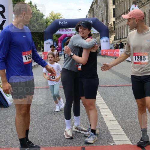 06.09.2026 - CURREX Alsterlauf Strokosch-Dieckow http://msf.ph/oto/10148408 06.09.2026 12:01:54 Ziel 1095, 1284, 1285, 1286, 1288, 1298, 1305, 8042 meine-sportfotos.de