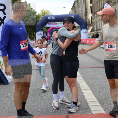 06.09.2026 - CURREX Alsterlauf Strokosch-Dieckow http://msf.ph/oto/10148413 06.09.2026 12:01:55 Ziel 1095, 1284, 1285, 1286, 1288, 1298, 1305, 8042 meine-sportfotos.de