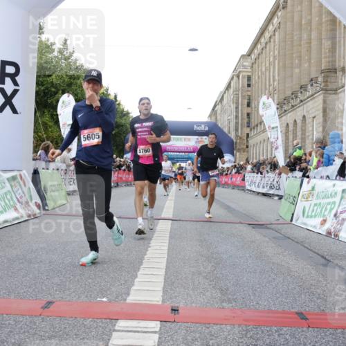 06.09.2026 - CURREX Alsterlauf Yannick Fuchs http://msf.ph/oto/10148452 06.09.2026 09:49:31 Ziel 2112, 2373, 2812, 3033, 3246, 3876, 4275, 4896, 4999, 5605, 5760, 6105, 6123, 6181, 6240, 8073 meine-sportfotos.de