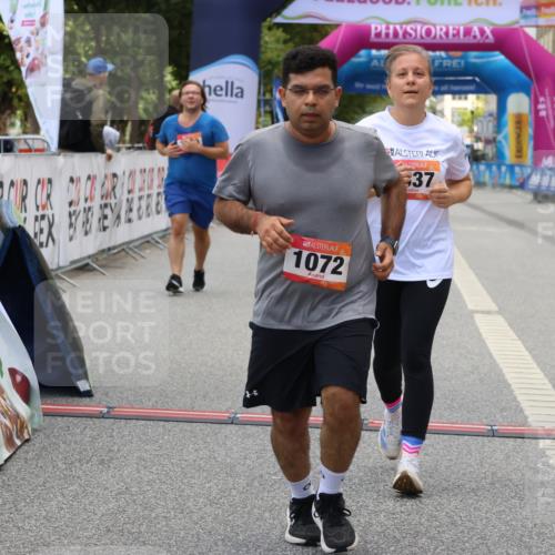 06.09.2026 - CURREX Alsterlauf Strokosch-Dieckow http://msf.ph/oto/10148470 06.09.2026 12:02:24 Ziel 1072, 1320, 1337 meine-sportfotos.de