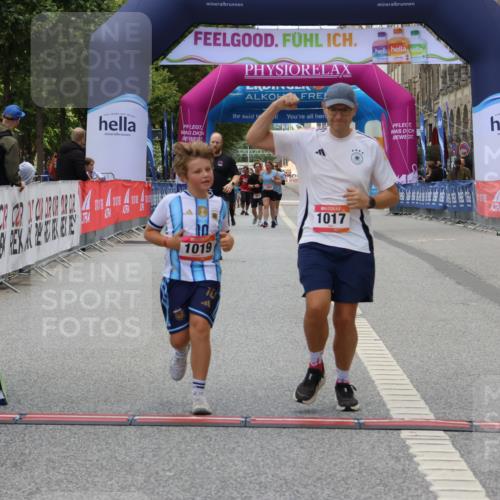 06.09.2026 - CURREX Alsterlauf Strokosch-Dieckow http://msf.ph/oto/10148504 06.09.2026 12:02:35 Ziel 1017, 1019 meine-sportfotos.de
