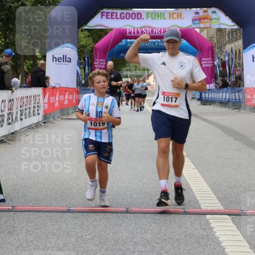 06.09.2026 - CURREX Alsterlauf Strokosch-Dieckow http://msf.ph/oto/10148509 06.09.2026 12:02:35 Ziel 1017, 1019 meine-sportfotos.de