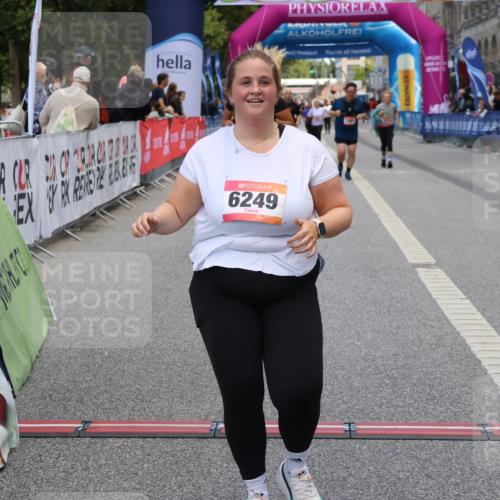 06.09.2026 - CURREX Alsterlauf Strokosch-Dieckow http://msf.ph/oto/10148546 06.09.2026 10:29:34 Ziel 4417, 5296, 6249, 6364 meine-sportfotos.de