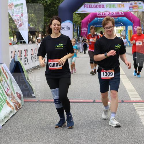 06.09.2026 - CURREX Alsterlauf Strokosch-Dieckow http://msf.ph/oto/10148550 06.09.2026 12:03:00 Ziel 1144, 1151, 1166, 1167, 1168, 1214, 1309, 1331 meine-sportfotos.de