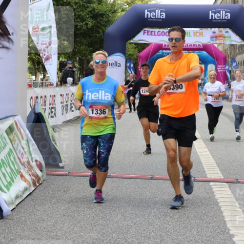 06.09.2026 - CURREX Alsterlauf Strokosch-Dieckow http://msf.ph/oto/10148613 06.09.2026 12:03:10 Ziel 1166, 1167, 1248, 1282, 1292, 1336, 6390, 8103 meine-sportfotos.de
