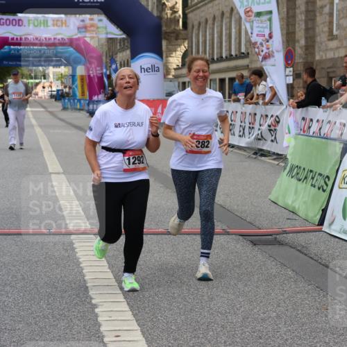 06.09.2026 - CURREX Alsterlauf Strokosch-Dieckow http://msf.ph/oto/10148636 06.09.2026 12:03:13 Ziel 1248, 1282, 1292, 1336, 6390, 8103 meine-sportfotos.de