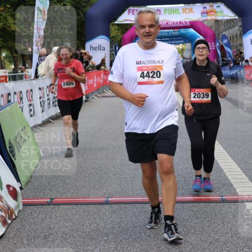 06.09.2026 - CURREX Alsterlauf Strokosch-Dieckow http://msf.ph/oto/10148820 06.09.2026 10:31:05 Ziel 2039, 2409, 4420, 4773 meine-sportfotos.de