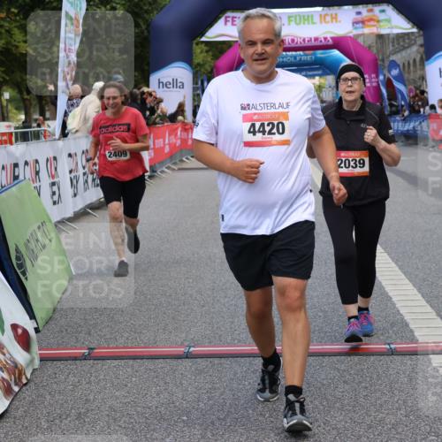 06.09.2026 - CURREX Alsterlauf Strokosch-Dieckow http://msf.ph/oto/10148823 06.09.2026 10:31:05 Ziel 2039, 2409, 4420, 4773 meine-sportfotos.de