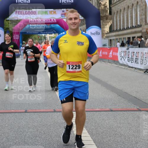 06.09.2026 - CURREX Alsterlauf Strokosch-Dieckow http://msf.ph/oto/10148849 06.09.2026 12:04:19 Ziel 1046, 1071, 1171, 1187, 1228, 1229, 1241, 1307 meine-sportfotos.de