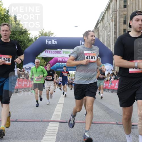 06.09.2026 - CURREX Alsterlauf Yannick Fuchs http://msf.ph/oto/10148910 06.09.2026 09:49:54 Ziel 2180, 2870, 3063, 3113, 3368, 4142, 4161, 4212, 4428, 4532, 4932, 4951, 4954, 5346, 6010, 6323, 6475, 8337 meine-sportfotos.de