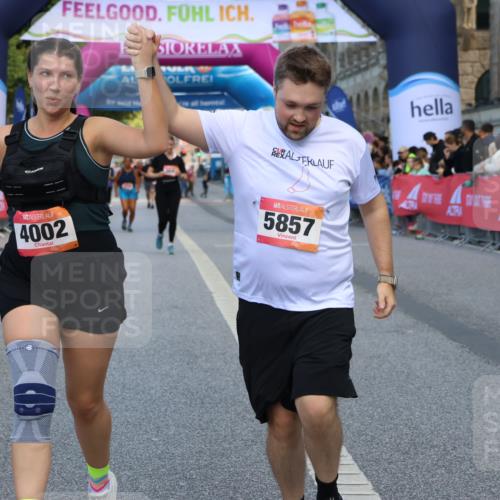 06.09.2026 - CURREX Alsterlauf Strokosch-Dieckow http://msf.ph/oto/10148972 06.09.2026 10:32:25 Ziel 2212, 4002, 5857 meine-sportfotos.de