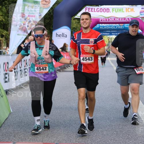 06.09.2026 - CURREX Alsterlauf Strokosch-Dieckow http://msf.ph/oto/10149012 06.09.2026 10:32:56 Ziel 2955, 4346, 4542, 4543, 5019 meine-sportfotos.de