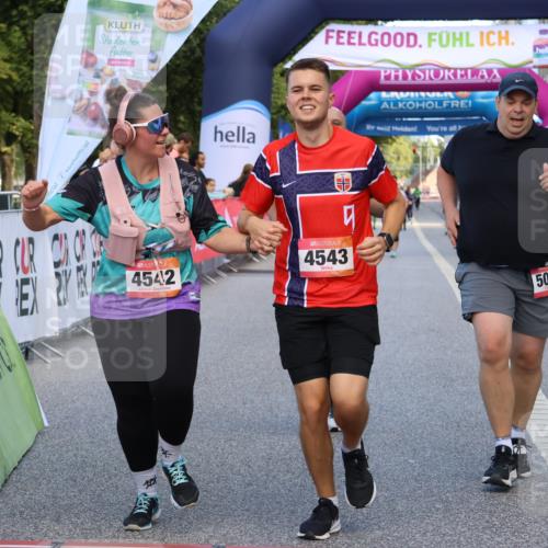 06.09.2026 - CURREX Alsterlauf Strokosch-Dieckow http://msf.ph/oto/10149017 06.09.2026 10:32:56 Ziel 2955, 4346, 4542, 4543, 5019 meine-sportfotos.de