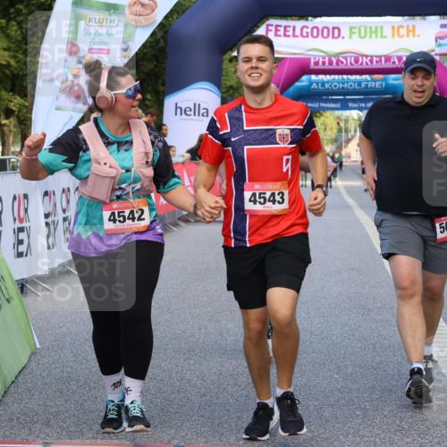 06.09.2026 - CURREX Alsterlauf Strokosch-Dieckow http://msf.ph/oto/10149018 06.09.2026 10:32:56 Ziel 2955, 4346, 4542, 4543, 5019 meine-sportfotos.de