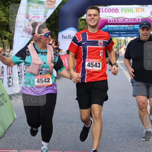 06.09.2026 - CURREX Alsterlauf Strokosch-Dieckow http://msf.ph/oto/10149021 06.09.2026 10:32:56 Ziel 2955, 4346, 4542, 4543, 5019 meine-sportfotos.de