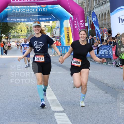 06.09.2026 - CURREX Alsterlauf Strokosch-Dieckow http://msf.ph/oto/10149072 06.09.2026 10:34:20 Ziel 3071, 3088 meine-sportfotos.de
