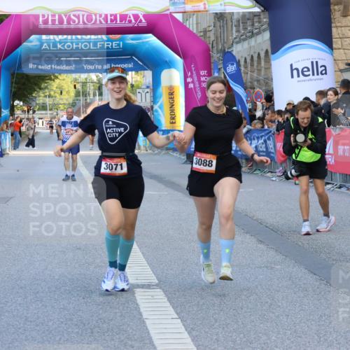 06.09.2026 - CURREX Alsterlauf Strokosch-Dieckow http://msf.ph/oto/10149082 06.09.2026 10:34:20 Ziel 3071, 3088 meine-sportfotos.de
