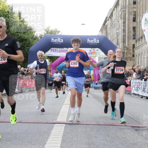 06.09.2026 - CURREX Alsterlauf Yannick Fuchs http://msf.ph/oto/10149128 06.09.2026 09:50:08 Ziel 2020, 2639, 3739, 4083, 4101, 4105, 4393, 4435, 5316, 5628, 5744, 5834, 6157, 6428 meine-sportfotos.de
