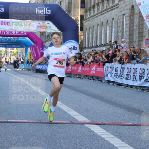 06.09.2026 - CURREX Alsterlauf Strokosch-Dieckow http://msf.ph/oto/10149194 06.09.2026 10:52:05 Ziel 255 meine-sportfotos.de