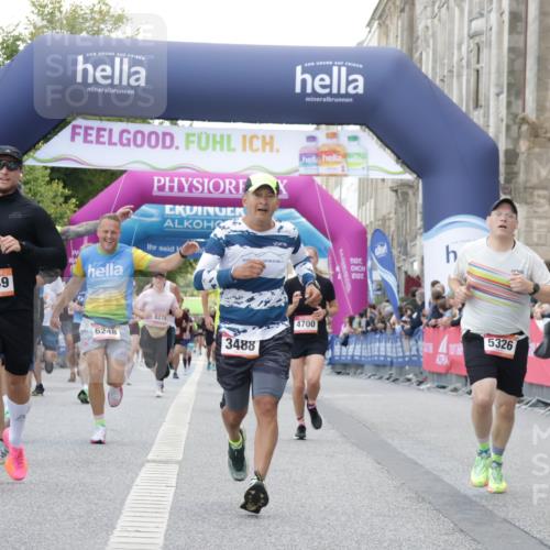 06.09.2026 - CURREX Alsterlauf Yannick Fuchs http://msf.ph/oto/10149306 06.09.2026 09:50:17 Ziel 2256, 2720, 3333, 3455, 3488, 4083, 4101, 4435, 4541, 4700, 5191, 5264, 5326, 5949, 5981, 6077, 6248, 6274 meine-sportfotos.de