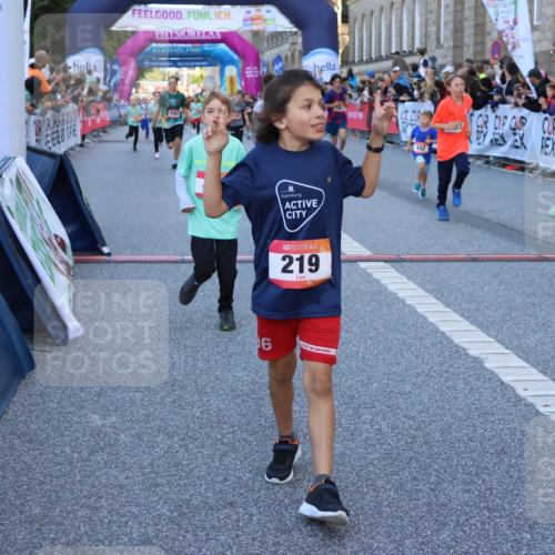 06.09.2026 - CURREX Alsterlauf Strokosch-Dieckow http://msf.ph/oto/10149402 06.09.2026 10:53:45 Ziel 154, 159, 164, 169, 214, 219, 257, 259, 265, 286, 330, 354, 389, 401, 422, 442, 445, 8094, 8112, 8123 meine-sportfotos.de