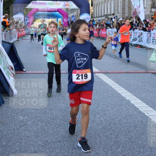06.09.2026 - CURREX Alsterlauf Strokosch-Dieckow http://msf.ph/oto/10149404 06.09.2026 10:53:46 Ziel 154, 159, 164, 169, 177, 214, 219, 257, 259, 265, 286, 354, 389, 401, 422, 442, 8094, 8112, 8123, 8252 meine-sportfotos.de