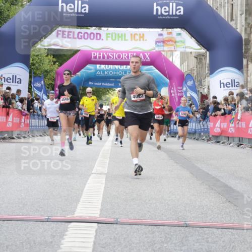 06.09.2026 - CURREX Alsterlauf Yannick Fuchs http://msf.ph/oto/10149504 06.09.2026 09:50:40 Ziel 2506, 2937, 3402, 4022, 4548, 4897, 5274, 5299, 8160 meine-sportfotos.de