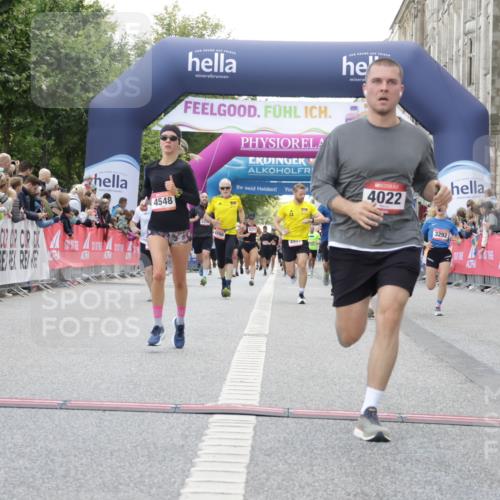 06.09.2026 - CURREX Alsterlauf Yannick Fuchs http://msf.ph/oto/10149511 06.09.2026 09:50:42 Ziel 2937, 3292, 3402, 4022, 4548, 4834, 4998, 5178, 5274, 5714, 8160 meine-sportfotos.de