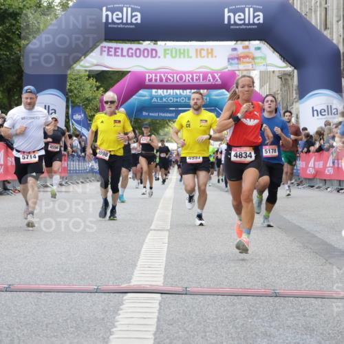 06.09.2026 - CURREX Alsterlauf Yannick Fuchs http://msf.ph/oto/10149522 06.09.2026 09:50:44 Ziel 3292, 3402, 4022, 4548, 4556, 4834, 4997, 4998, 5178, 5274, 5282, 5714, 8160 meine-sportfotos.de