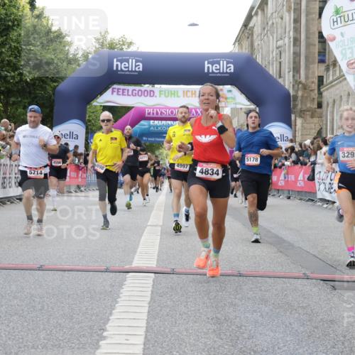 06.09.2026 - CURREX Alsterlauf Yannick Fuchs http://msf.ph/oto/10149526 06.09.2026 09:50:45 Ziel 3292, 3402, 4022, 4371, 4548, 4556, 4834, 4997, 4998, 5178, 5274, 5282, 5714, 8160, 8277 meine-sportfotos.de