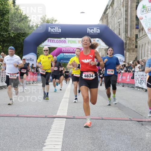06.09.2026 - CURREX Alsterlauf Yannick Fuchs http://msf.ph/oto/10149527 06.09.2026 09:50:45 Ziel 3292, 3402, 4022, 4371, 4548, 4556, 4834, 4997, 4998, 5178, 5274, 5282, 5714, 8160, 8277 meine-sportfotos.de